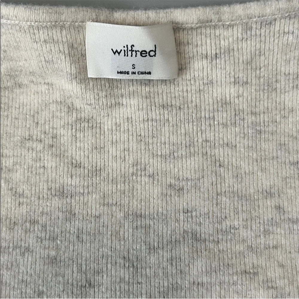Aritzia Wilfred Cropped Long Sleeve Sweater Size Small